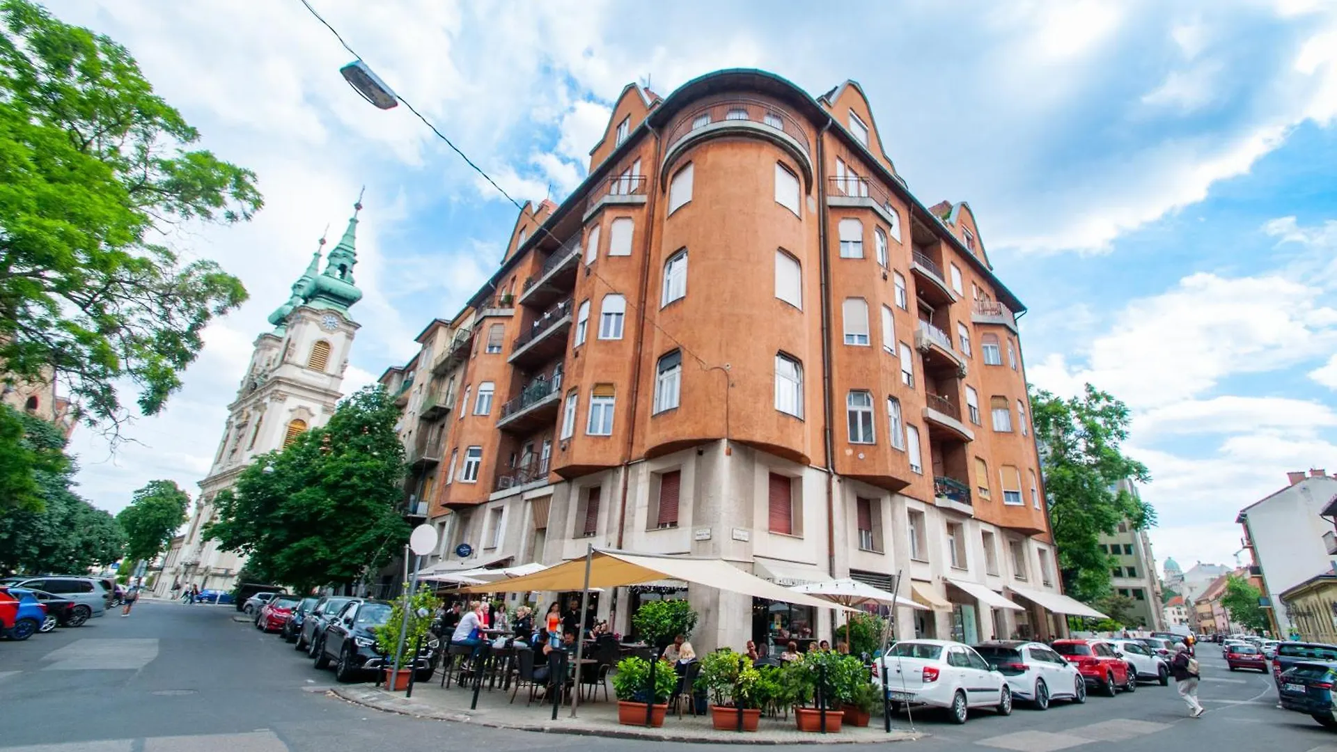 Suite With Parliament View Budapest Hungary